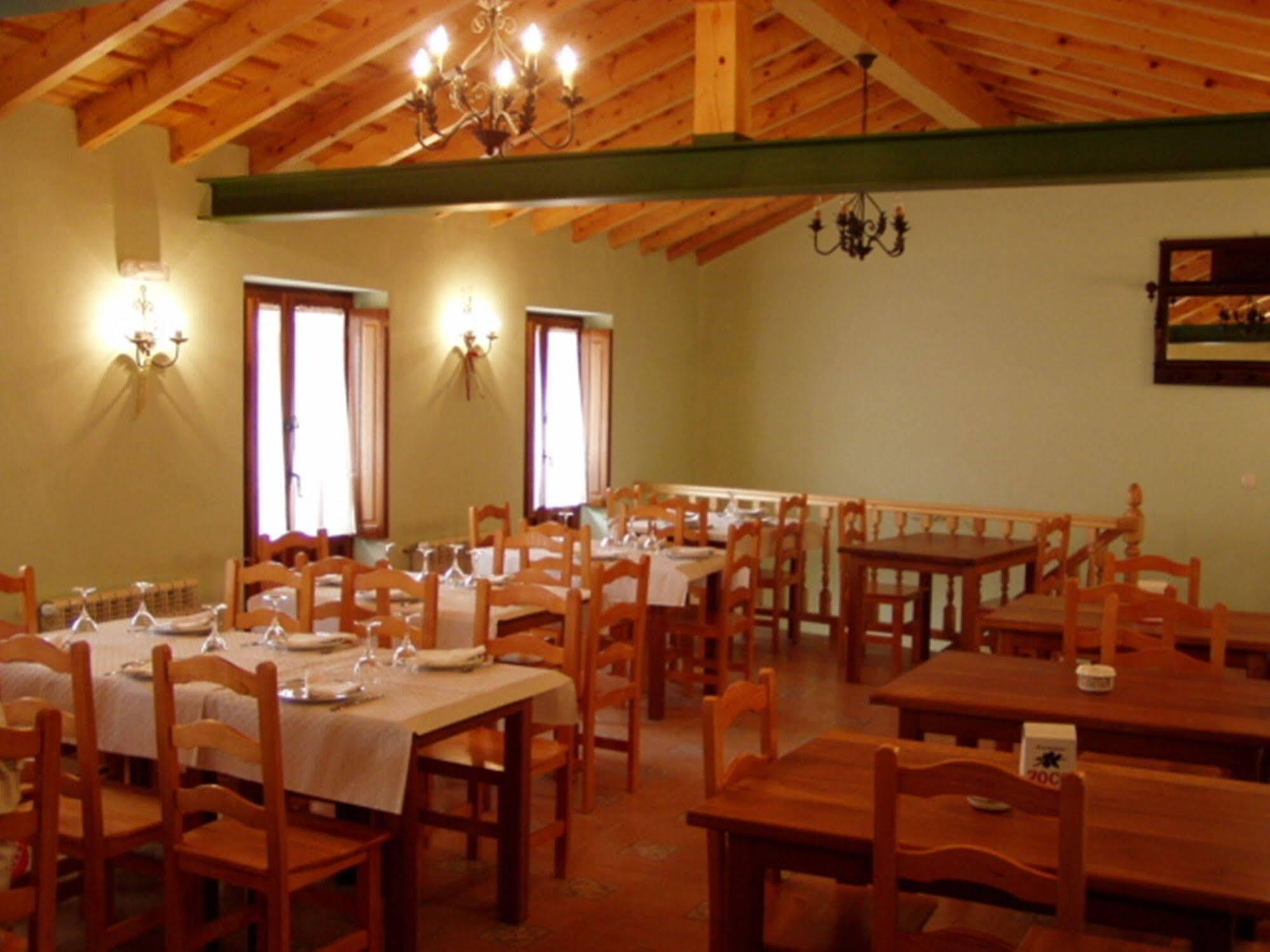 Hotel Rural Fuente Del Val Prádanos de Ojeda Extérieur photo